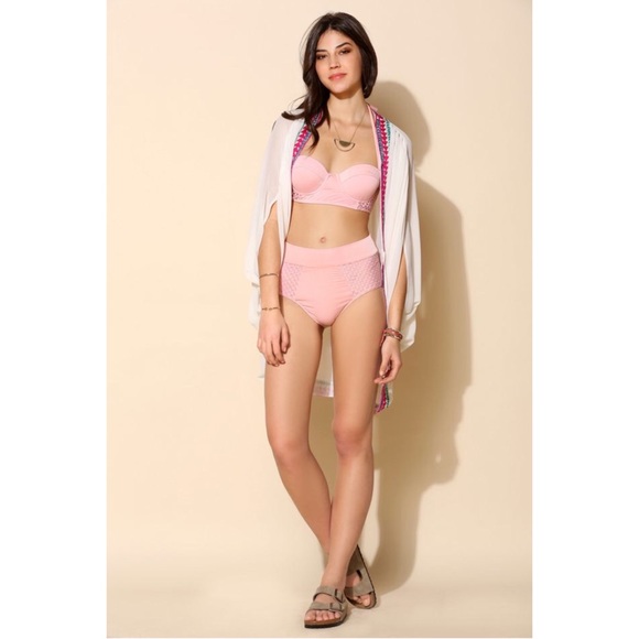 Lisa Maree x Urban Outfitters High-Waisted Crochet Bikini, Size Medium - Picture 12 of 17